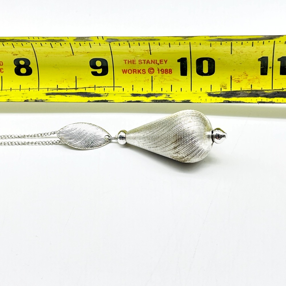 Sarah Coventry Pendant Necklace Silver Tone Faux Pearl Teardrop Signed Vintage - Picture 3 of 5